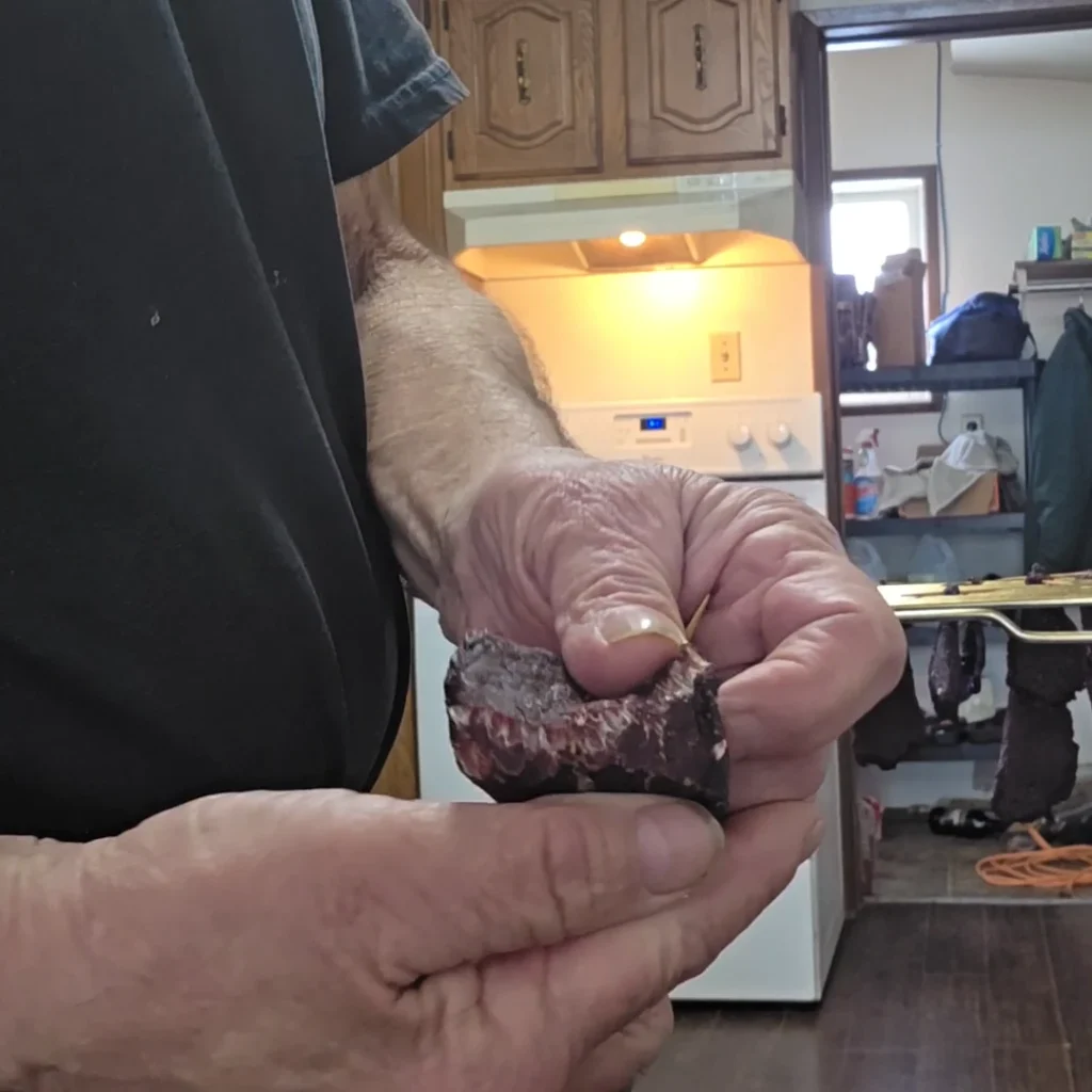 Showing jerky cracks but doesn't break