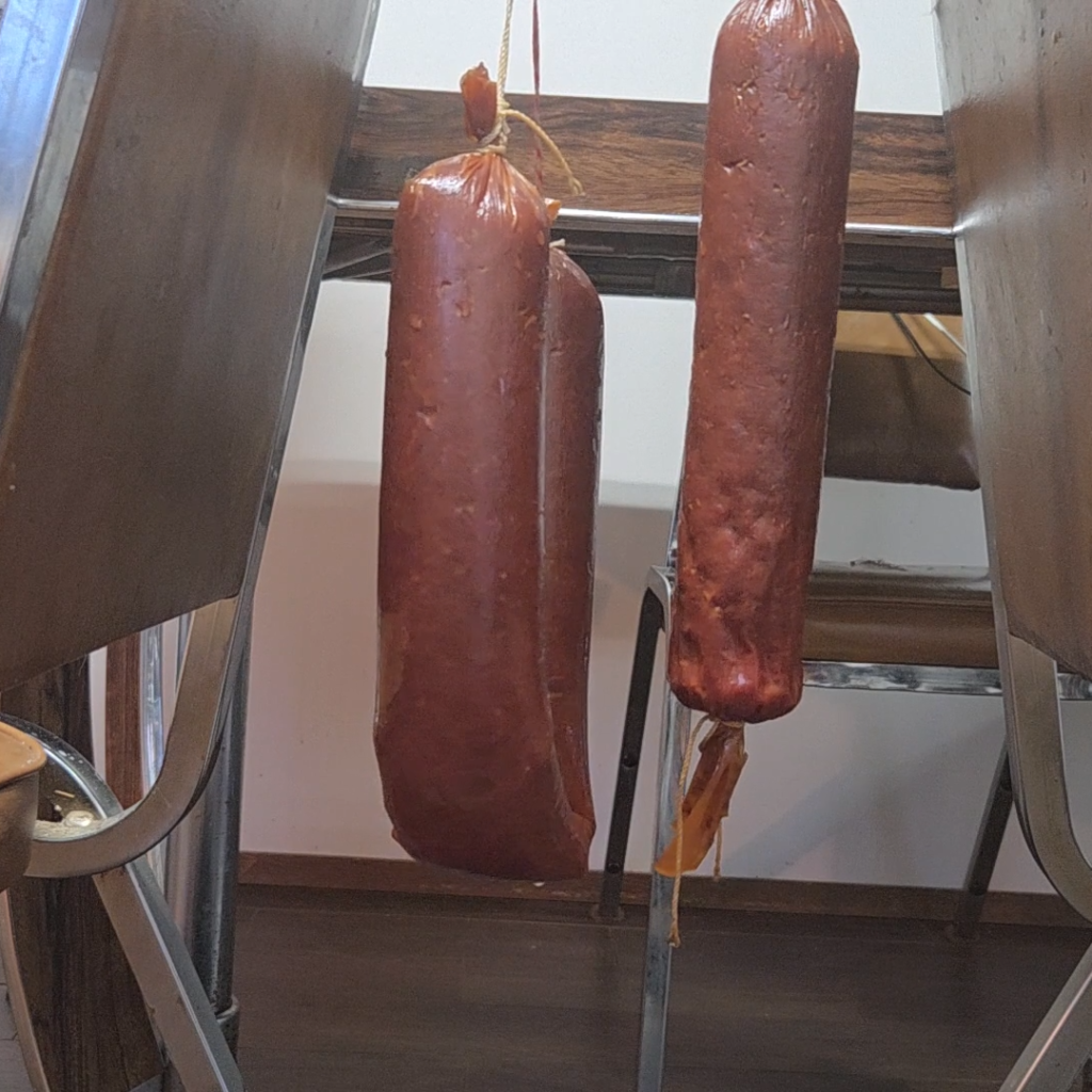 Wrinkled at the last end of the salami