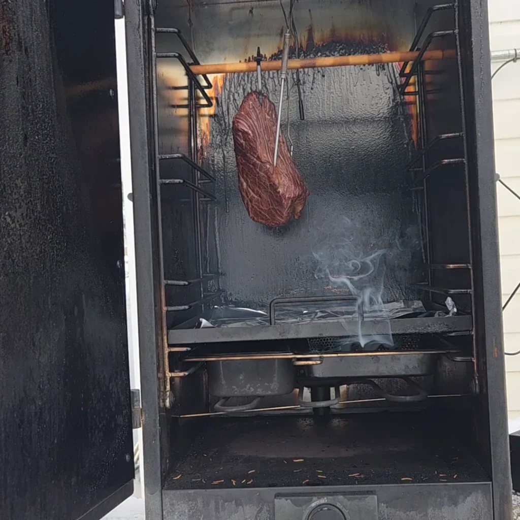 A-MAZE-N pellet smoker